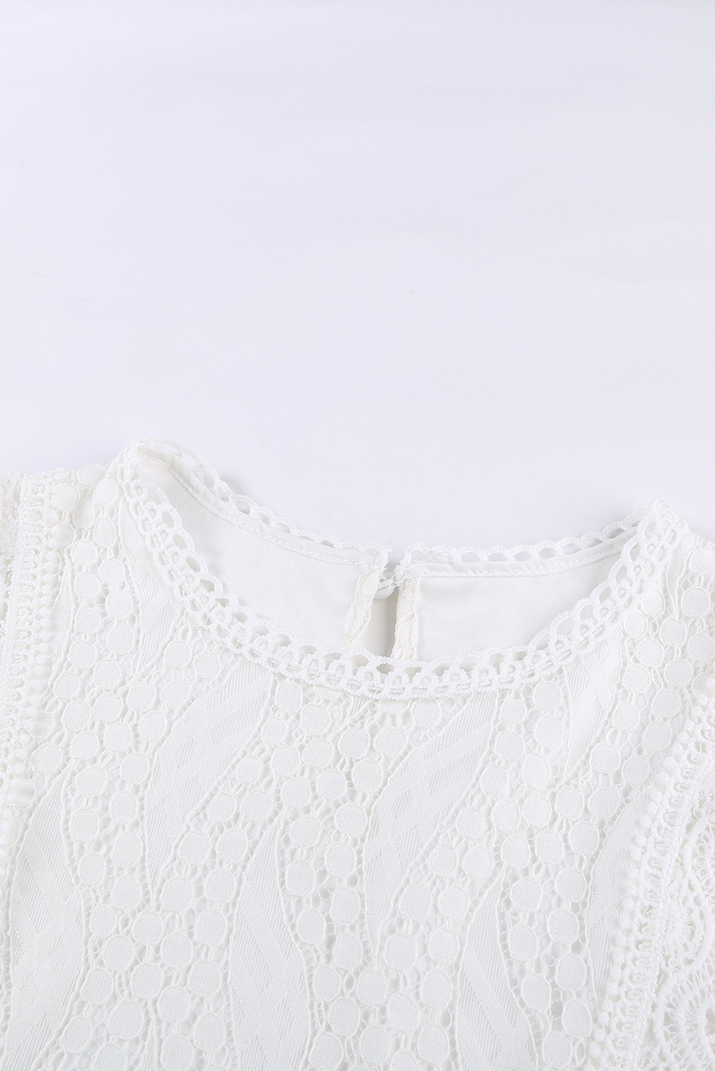 White Crew Neck Scalloped Trim Lace Tank